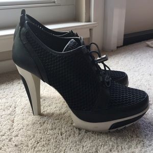 High heel sneakers